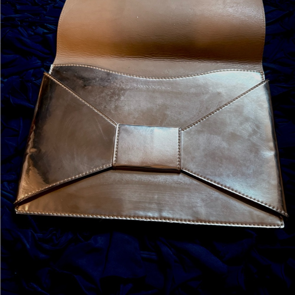 Metallic Envelope Clutch - Picture 3 of 3